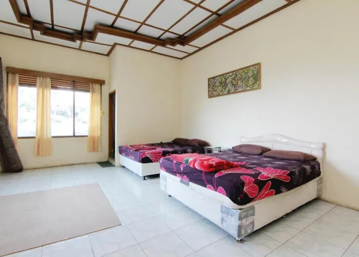 Villa Penginapan Purnama